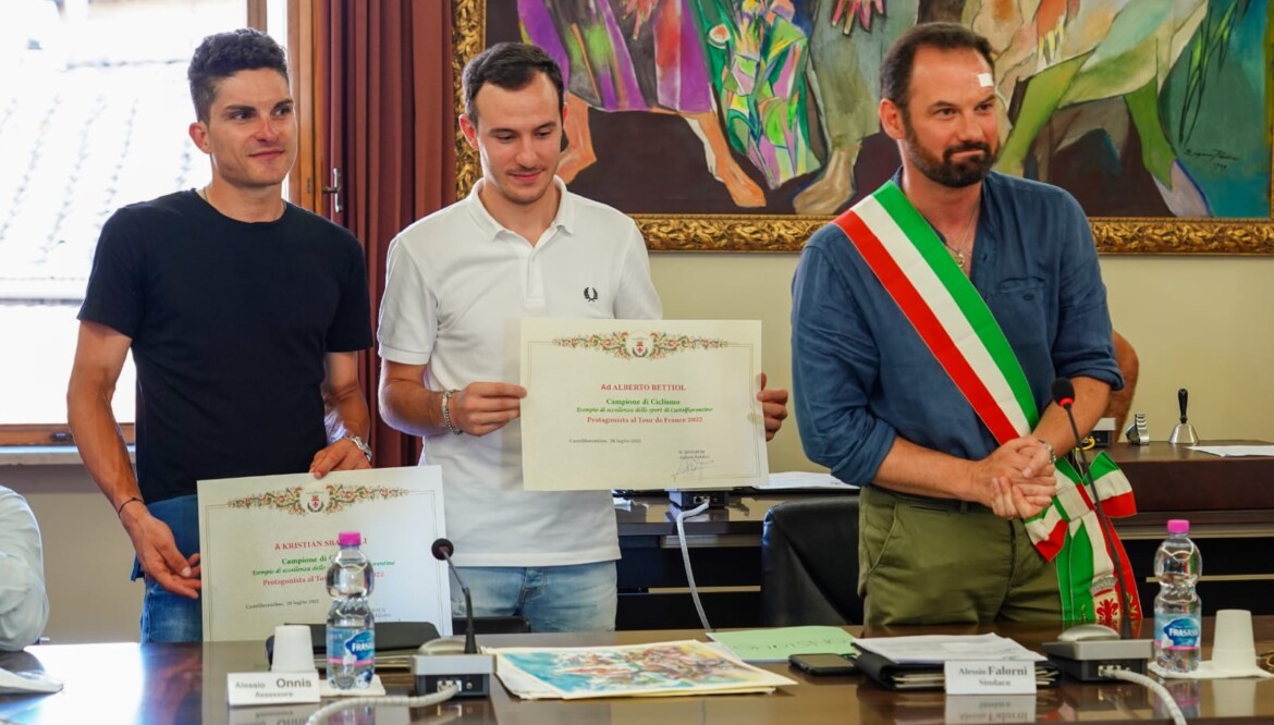 Alberto Bettiol e Kristian Sbaragli premiati a Castelfiorentino