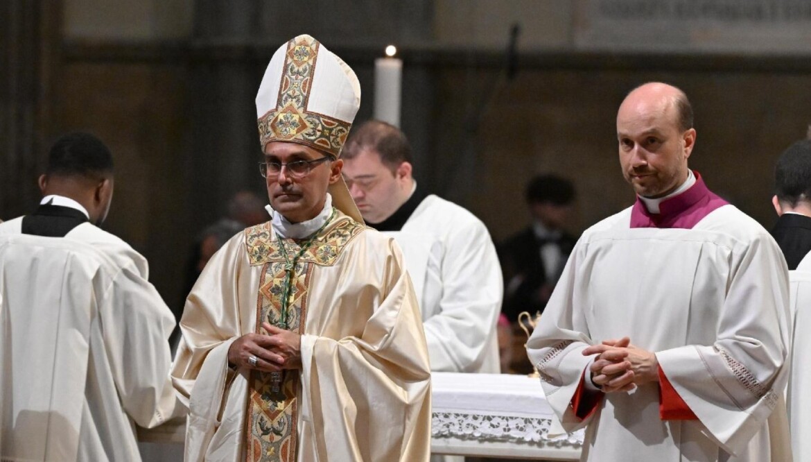 Una Comunità in festa, S.E. il Vescovo Gherardo Gambelli a Castelfiorentino