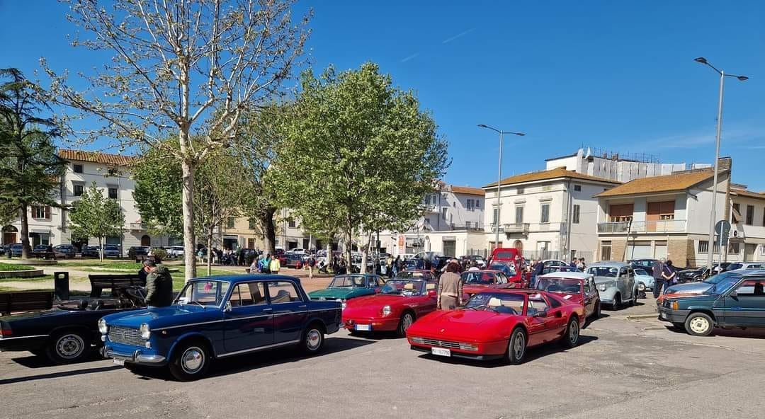 Raduno di auto storiche a Castelfiorentino