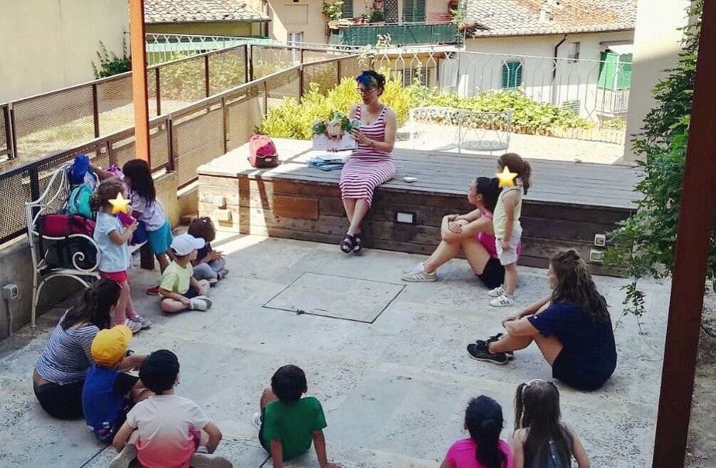 Library, animated readings and summer hours