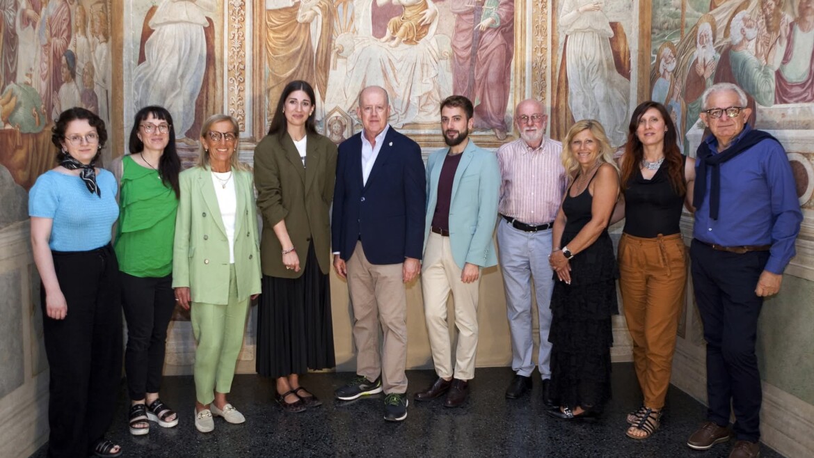 Be.Go. Back, gli affreschi di Josep Minguell nella Cappella di via Benozzo Gozzoli
