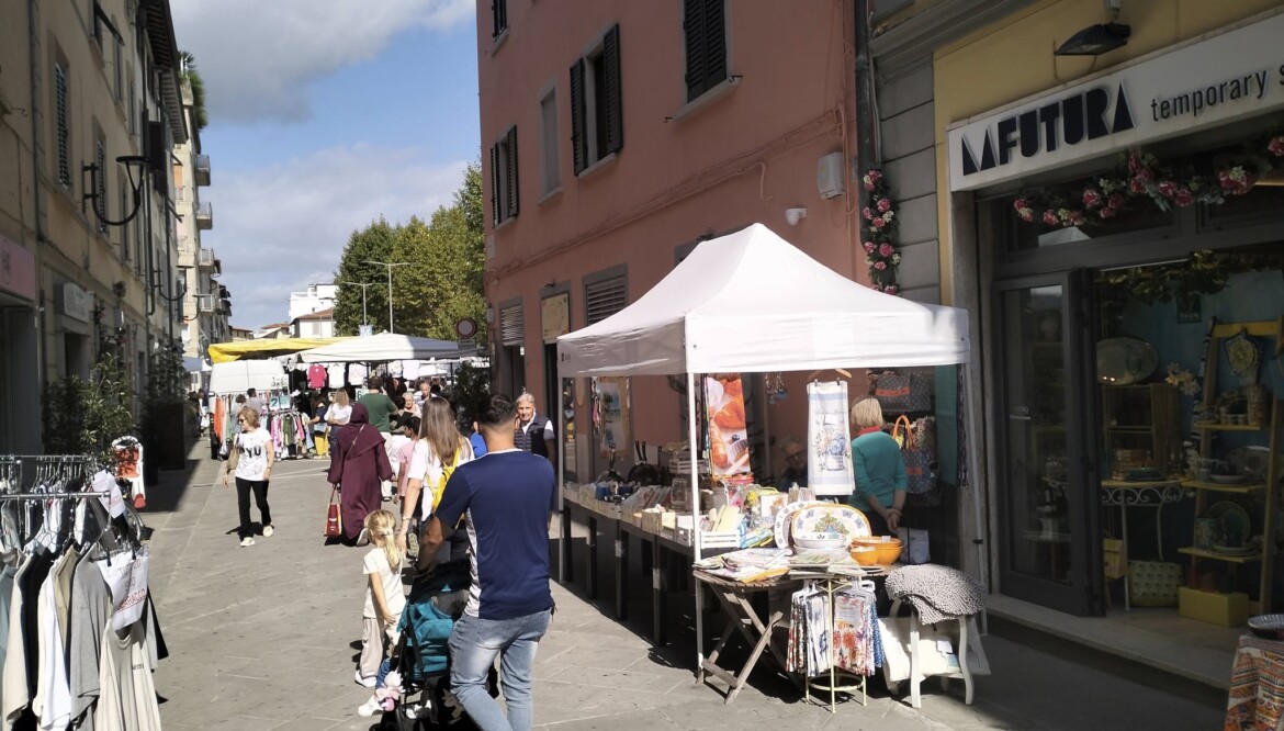 Two weekends with “Lo Sbaracco”, featuring “super sales”