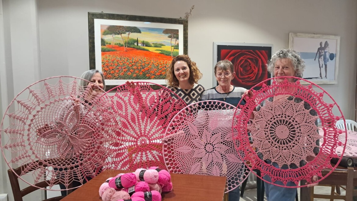 Ottobre Rosa, 350 “scacciapensieri” realizzati a Castelfiorentino